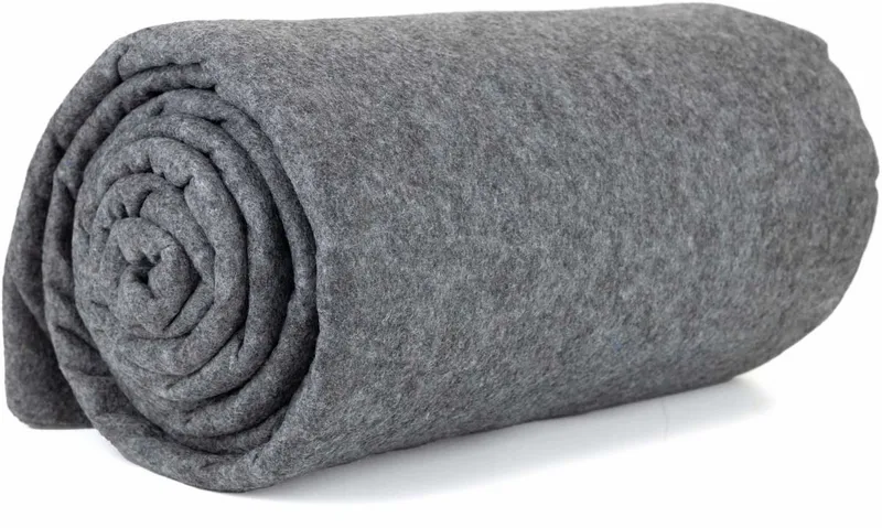 Bodemvilt Voor Zwembad 1250 X 640 Cm - 200g/m2 1 Bodemvilt Voor Zwembad 1250 X 640 Cm - 200g/m2