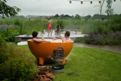 Weltevree Dutchtub Original Houtgestookte Hottub - 4 Personen - Oranje -KOKIDO Winkel weltevree dutchtub original 2 medium 1
