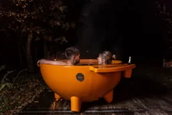 Weltevree Dutchtub Original Houtgestookte Hottub - 4 Personen - Oranje -KOKIDO Winkel weltevree dutchtuboriginal gallery 3 medium 1 1